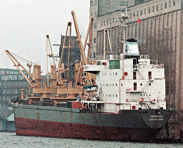 Paul T / shipspotting.com