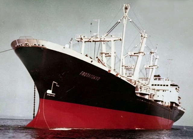 marcinrel / shipspotting.com