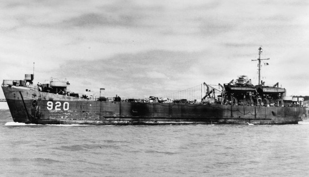 Robert Hurst / navsource.org