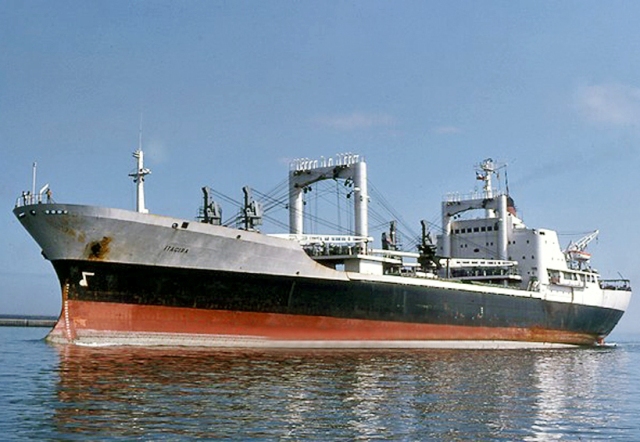 Table Bay Underway Shipping