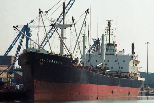 Paul Tunney / shipspotting.com