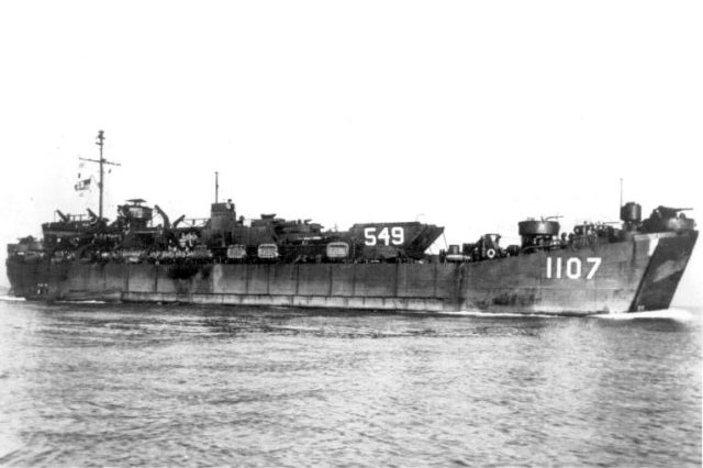 Marilyn Ford / navsource.org