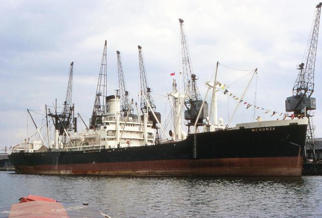 Peter Fitzpatrick Collection / shipspotting.com