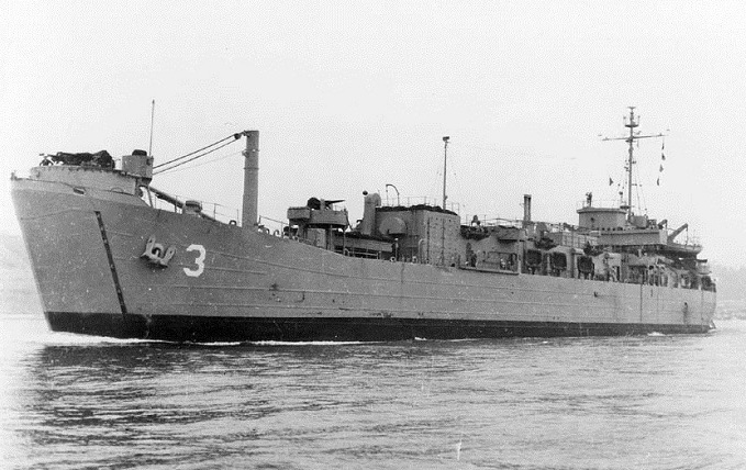 U.S. Naval History and Heritage Command / navsource.org