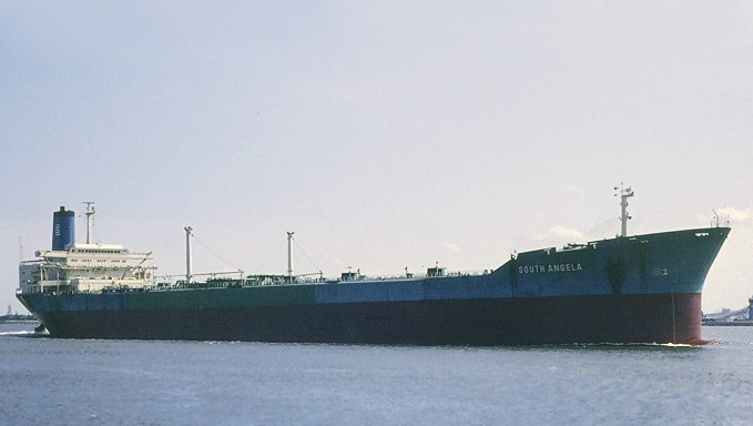 Derek Sands / shipspotting.com