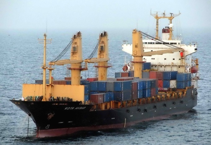 Viktor / shipspotting.com