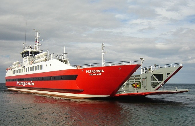 Transbordadora Austral Broom