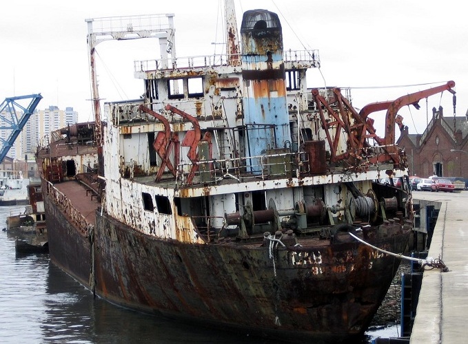 Eric Houri / shipspotting.com