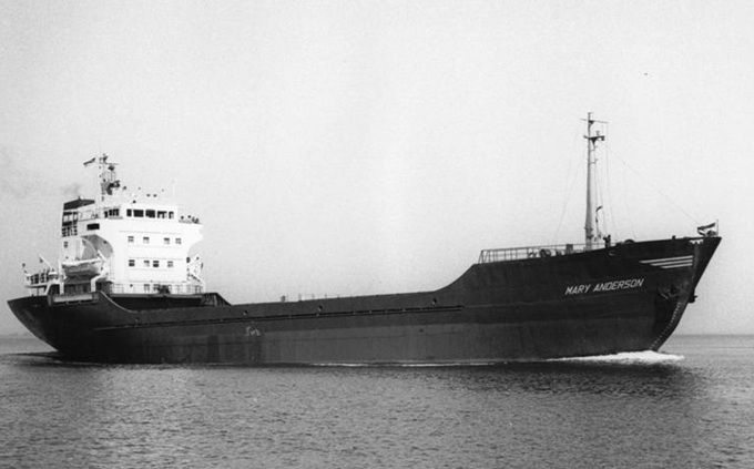 Fritz Olinga / shipspotting.com