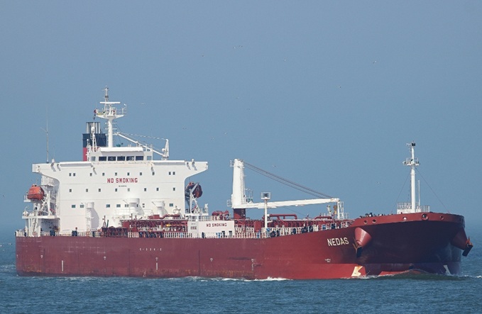 Hannes van Rijn / shipspotting.com