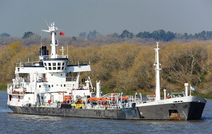 Captain Peter / shipspotting.com