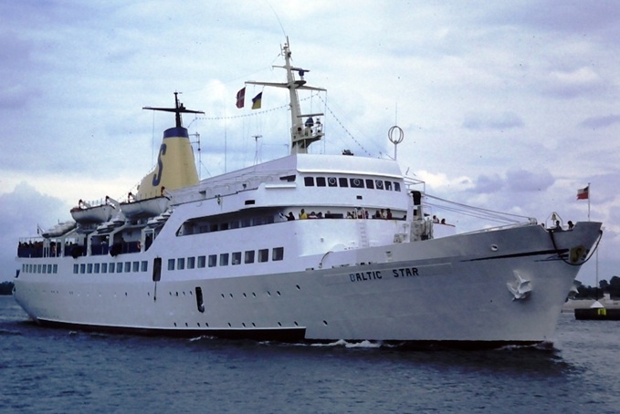 simonwp / shipspotting.com