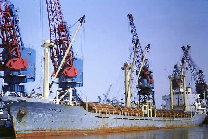 simonwp / shipspotting.com