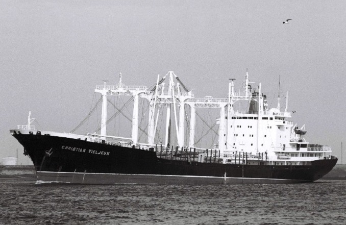 Jennifer / shipspotting.com