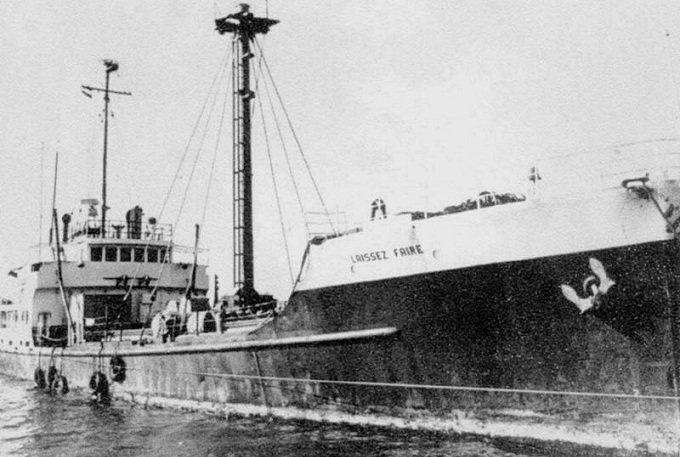 Steven Martisen / navsource.org