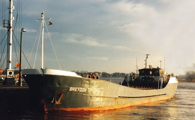 Charlie Hill / shipspotting.com