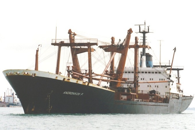 Derek Sands / shipspotting.com