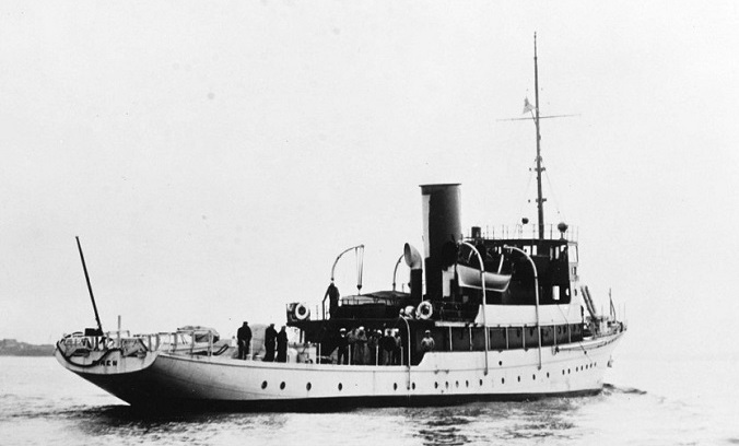 © U.S. Naval History and Heritage Command