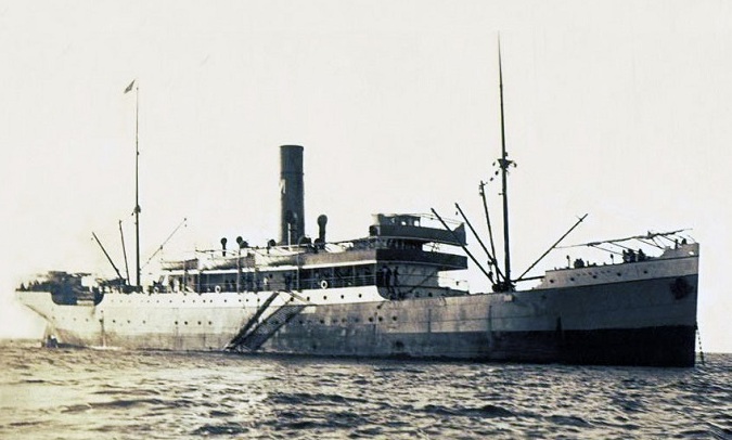 © Álvaro De Brito
