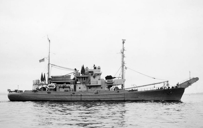 © Robert Hurst / navsource.org