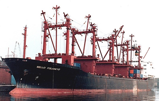 © Paul T / shipspotting.com