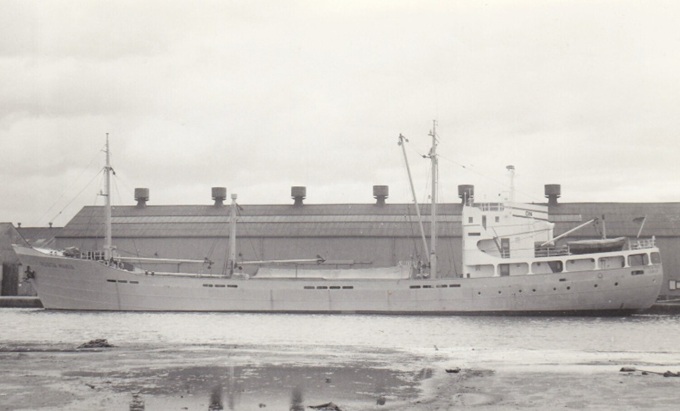 © PWR / shipspotting.com