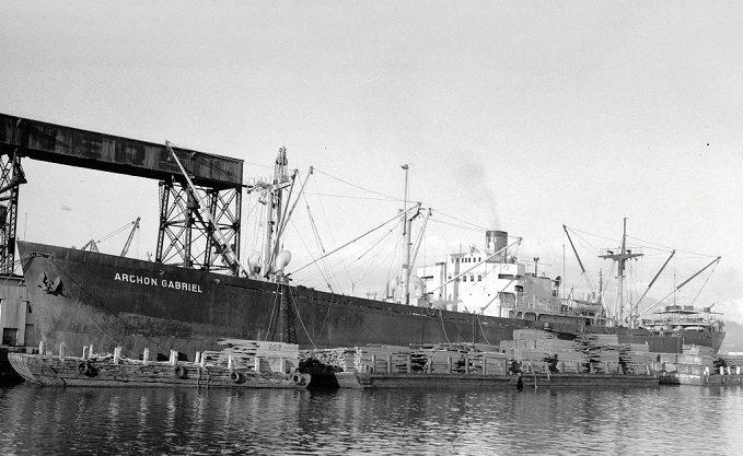 © Walter E. Frost / City of Vancouver Archives
