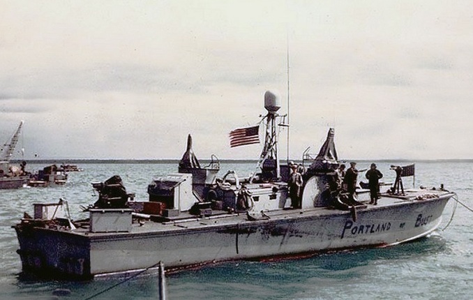 © Mike Green / navsource.org