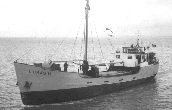 © Ray Perry / shipnostalgia.com