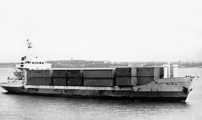 © photoship.co.uk