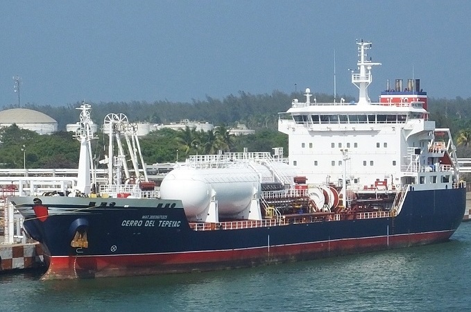 © Captain Peter / shipspotting.com