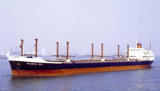 © Peter Schliefke / shipspotting.com