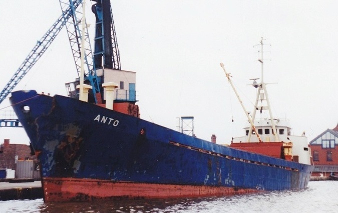 © PWR / shipspotting.com