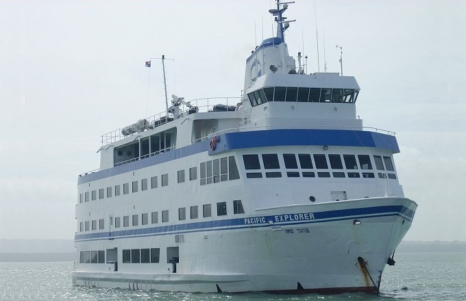 © Jeff Richards / shipspotting.com