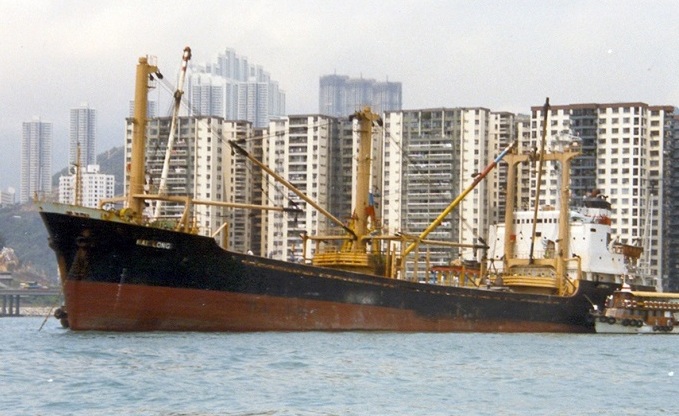 © simonwp / shipspotting.com