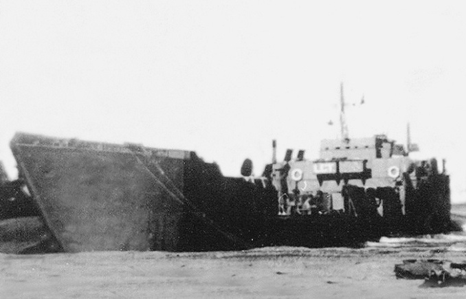 © navsource.org