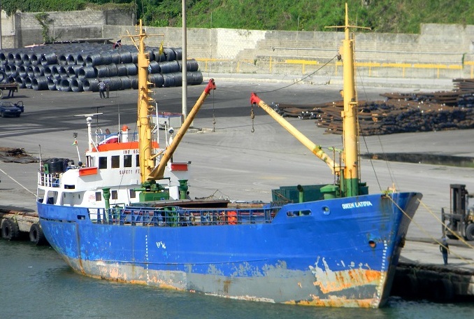 © Viktor / shipspotting.com