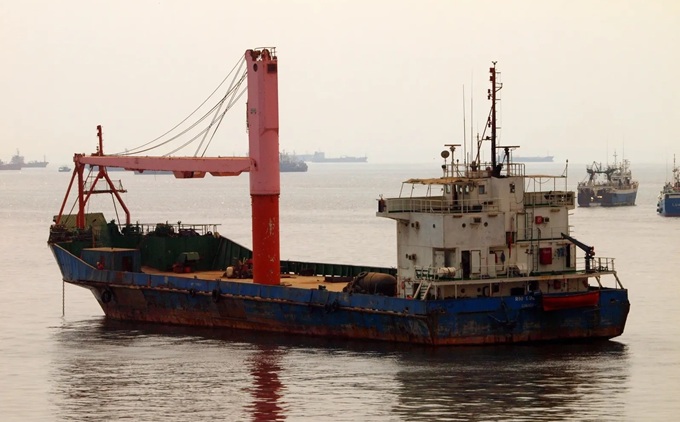 © Gwenolé de Kermeguy / MarineTraffic.com