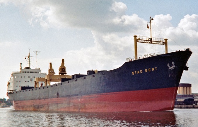 © Hans-Wilhelm Delfs / shipspotting.com
